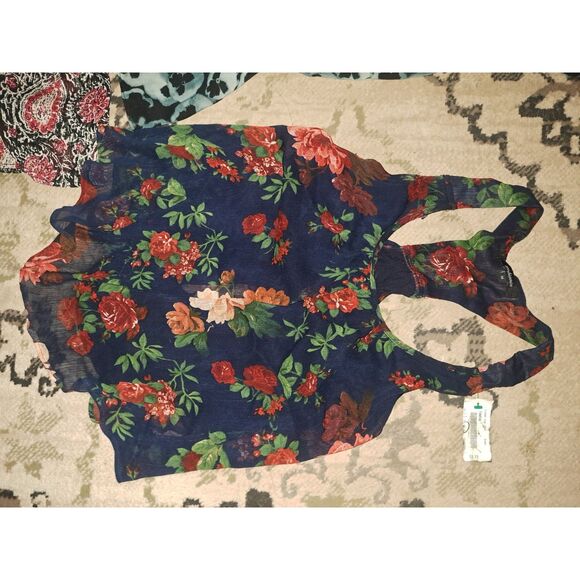 Lot # 111 Bundle of 9 tops-Blouses Small to Medium - Picture 6 of 11